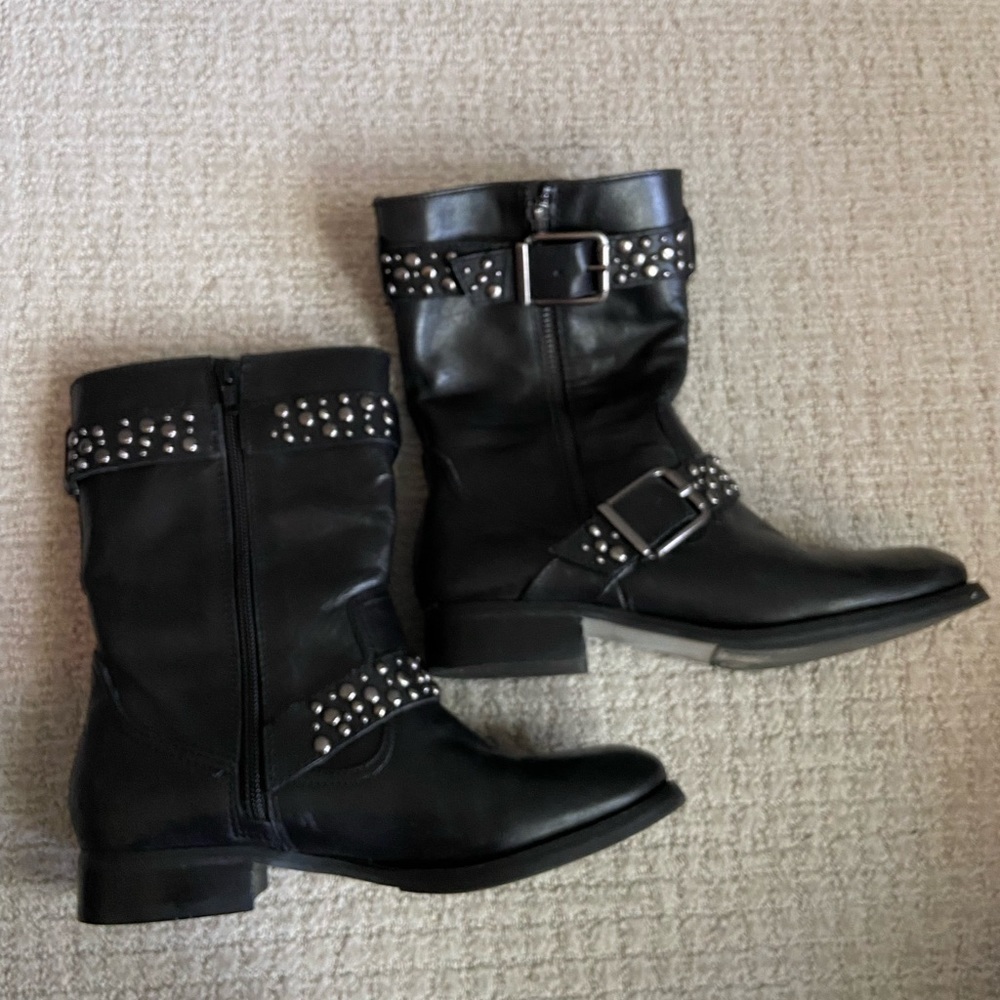 Size 6 womens combat studded boots